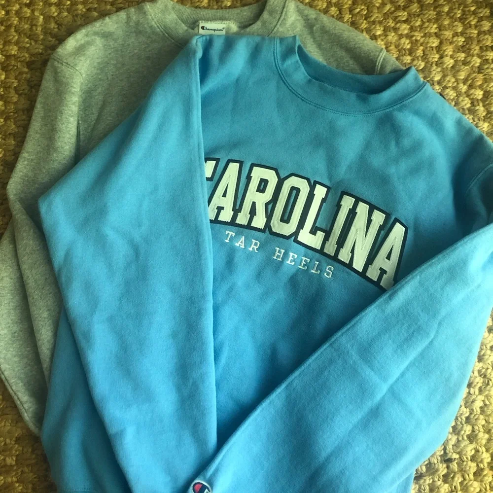 New: Set of Two Champion UNC Chapel Hill Tar Heel Sweatshirts. Size Small - Picture 4 of 14